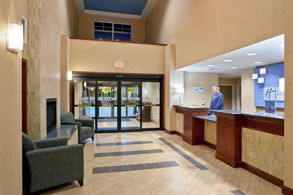 Express & North By Ihg Hotel
