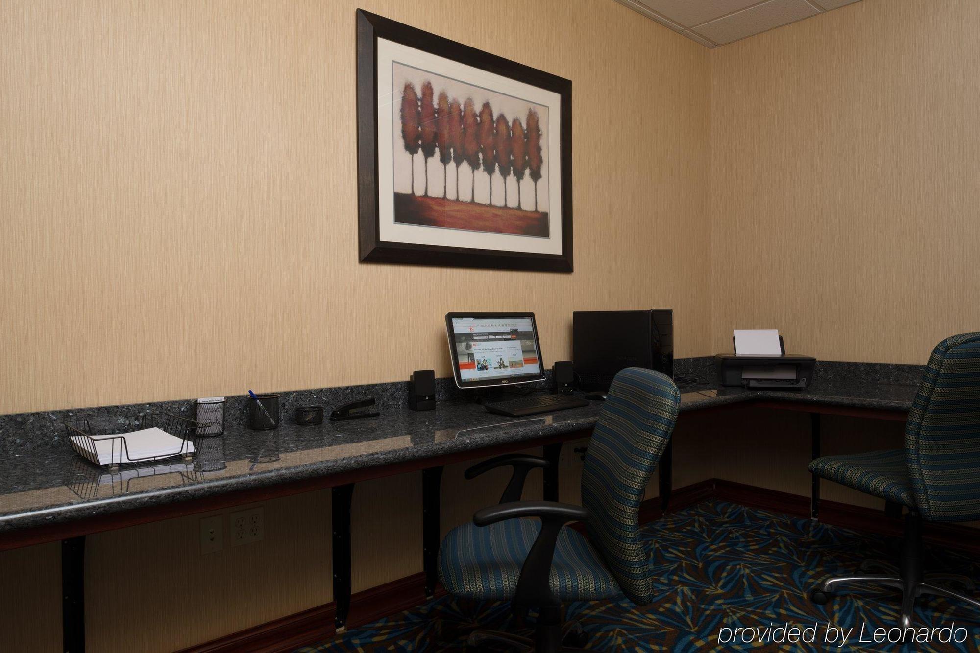 Hotel Express & North By Ihg 2*